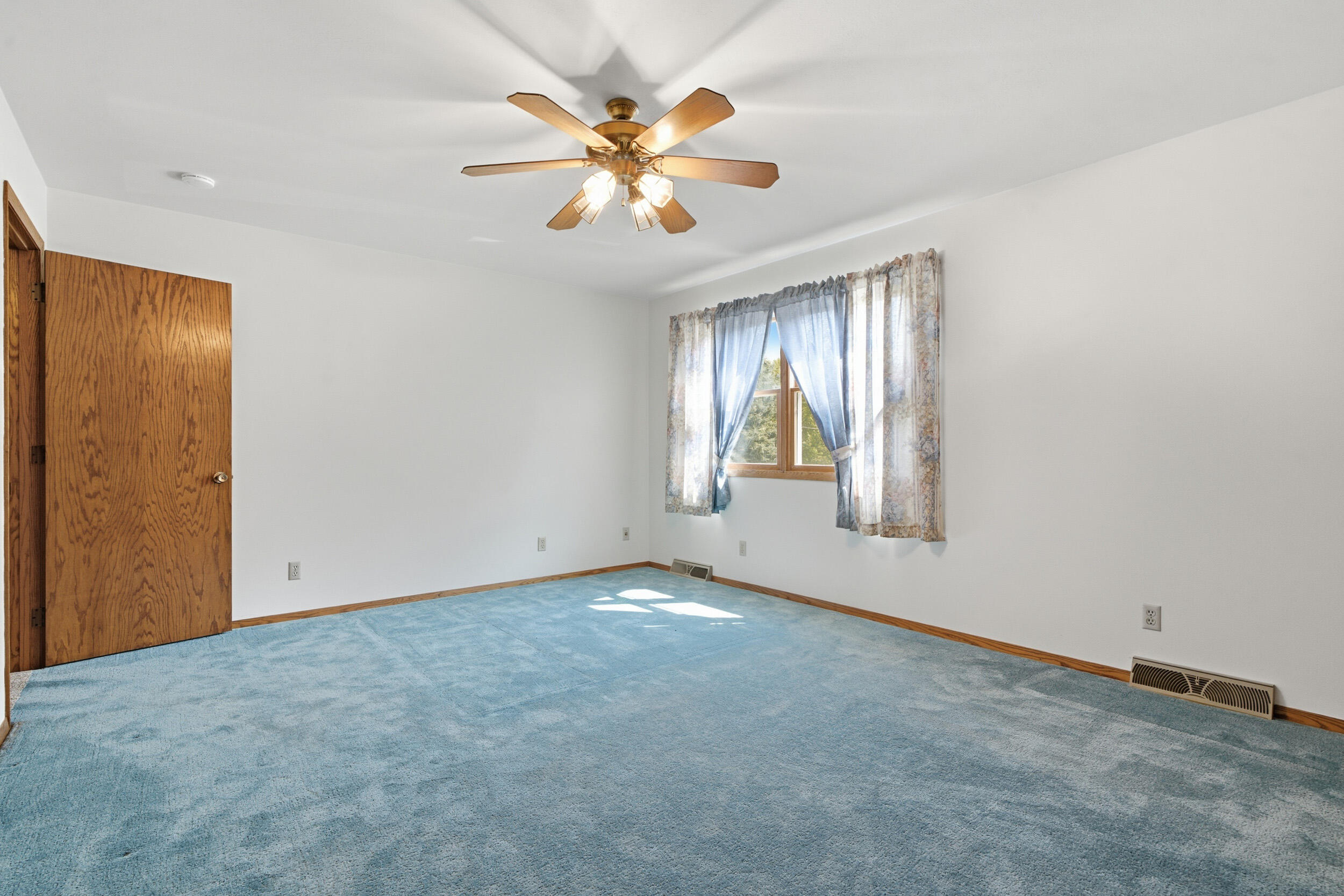 203 3rd St