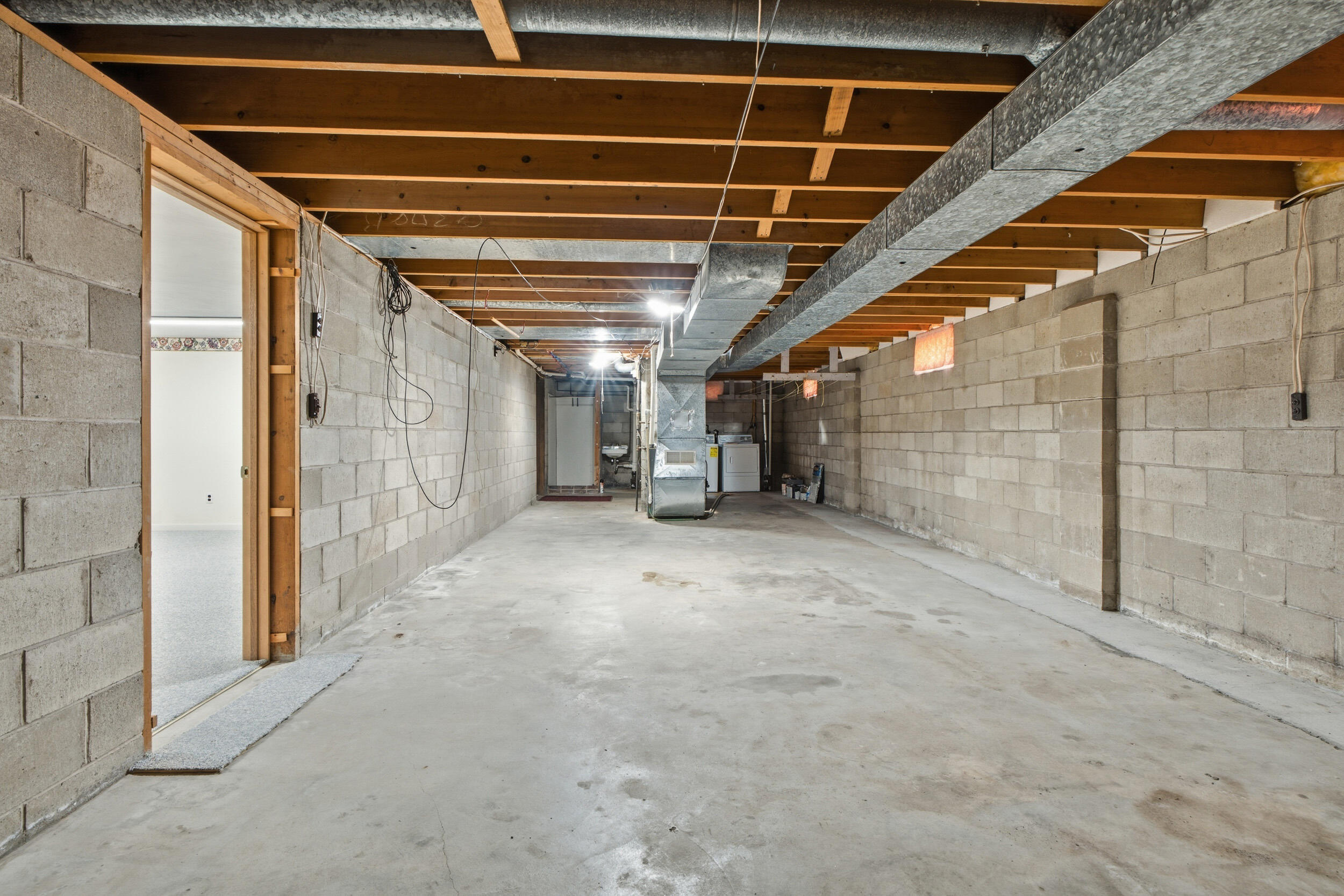 221 S Montana St