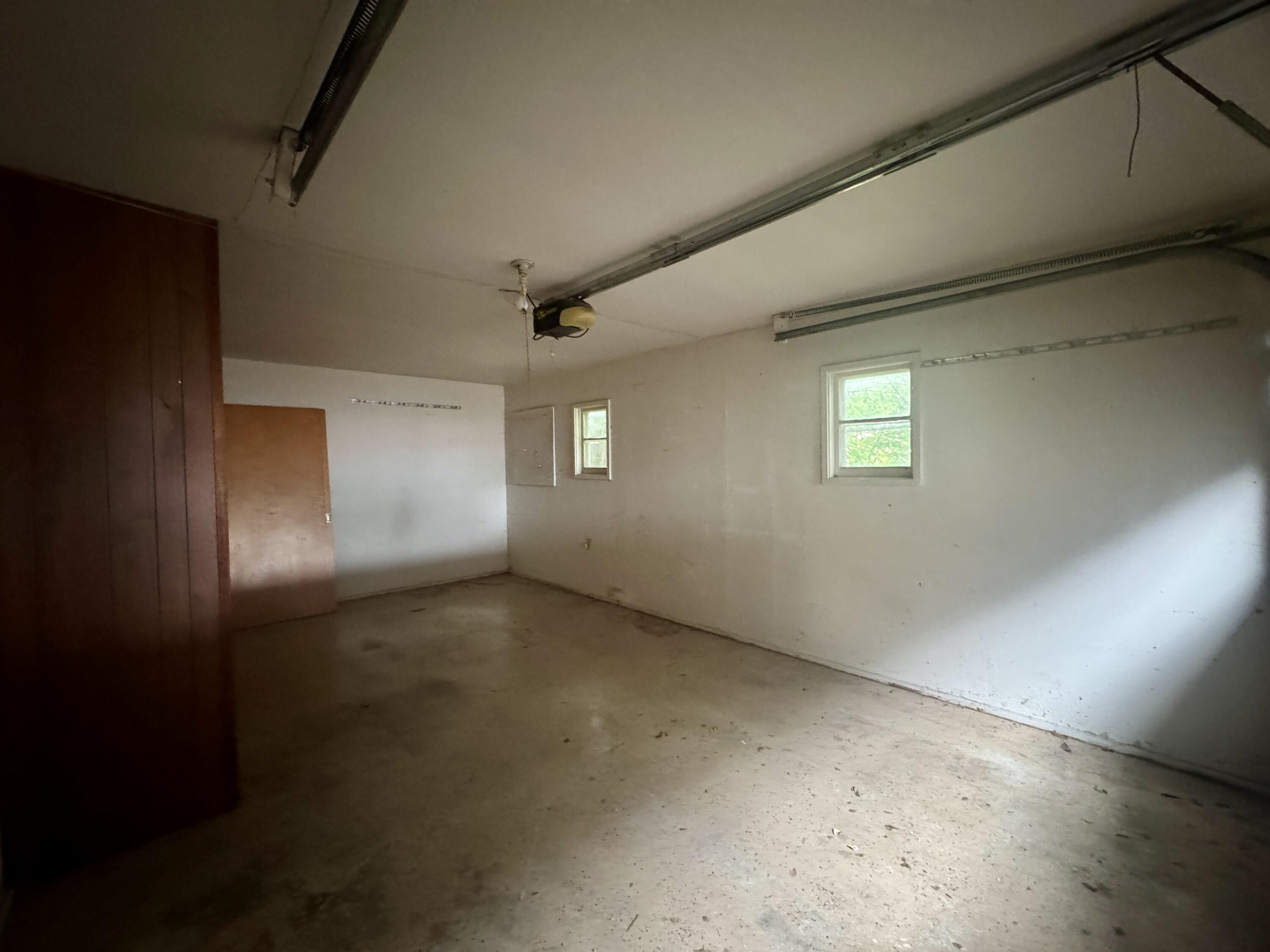 113 W 6th Ave