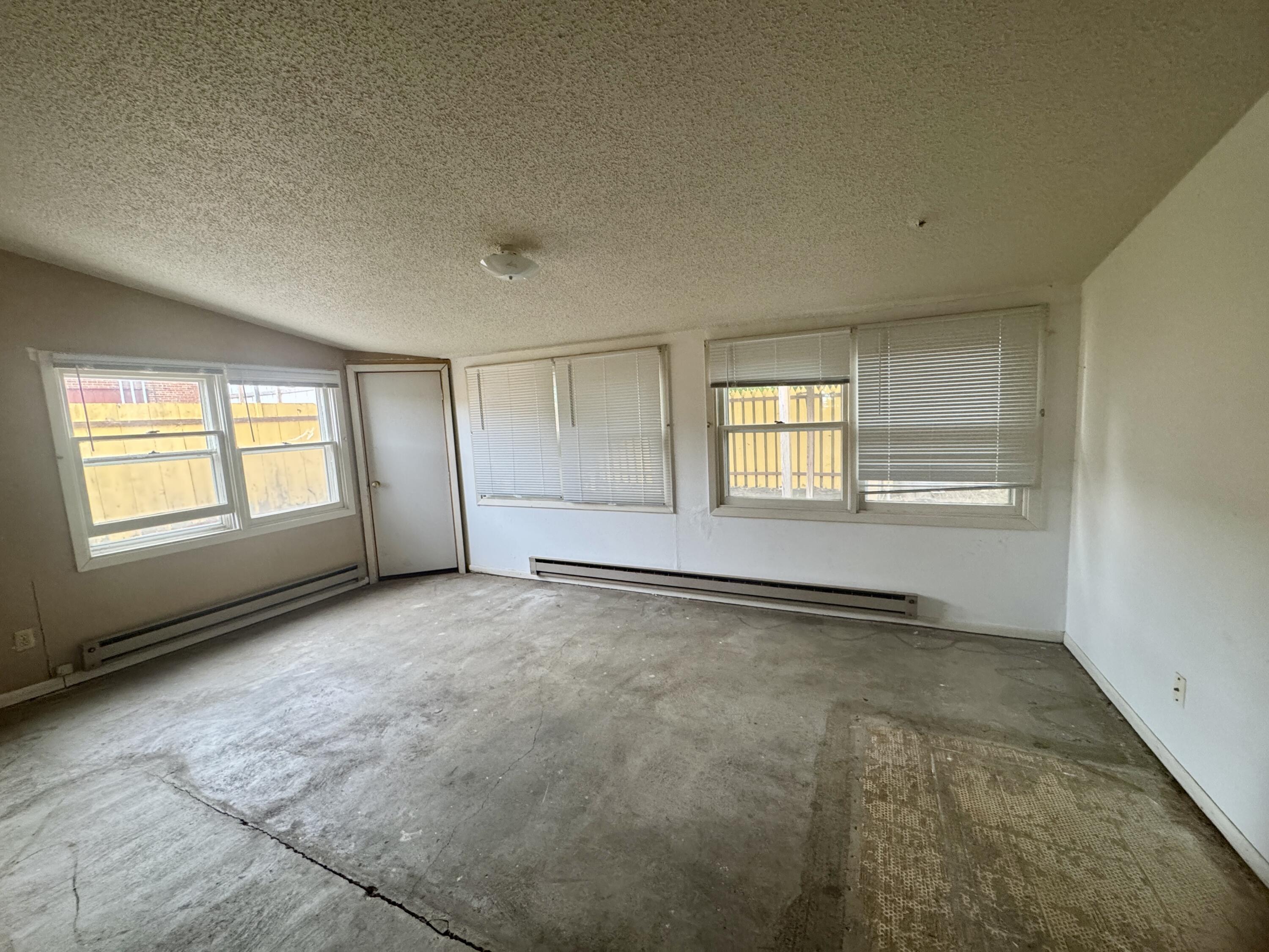 113 W 6th Ave