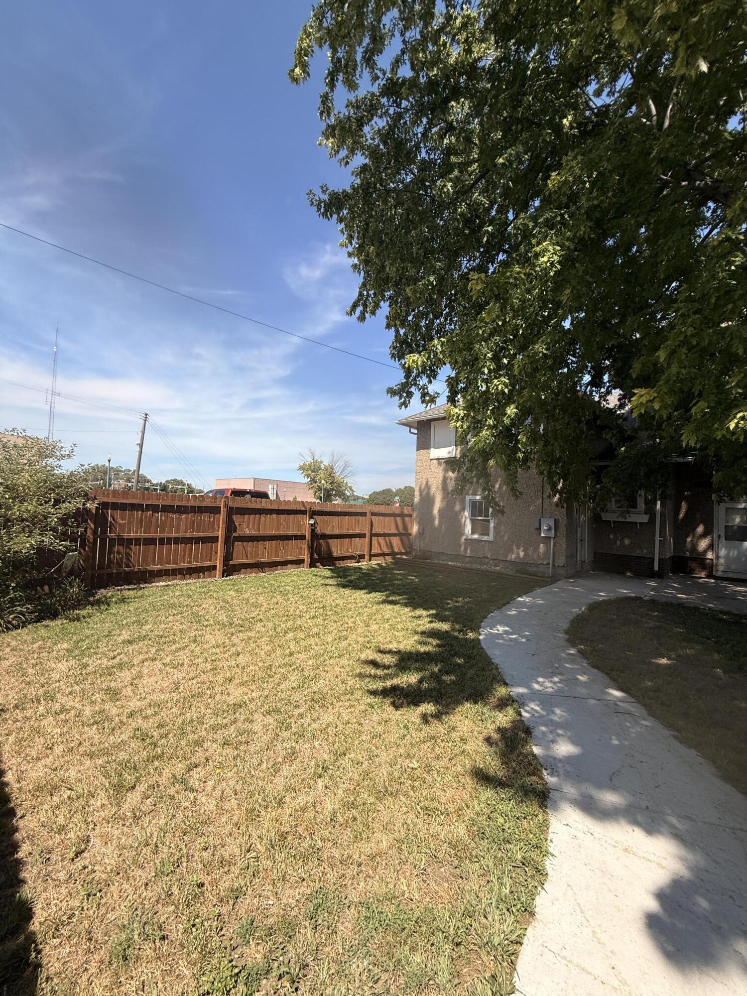 207 E 7th Ave