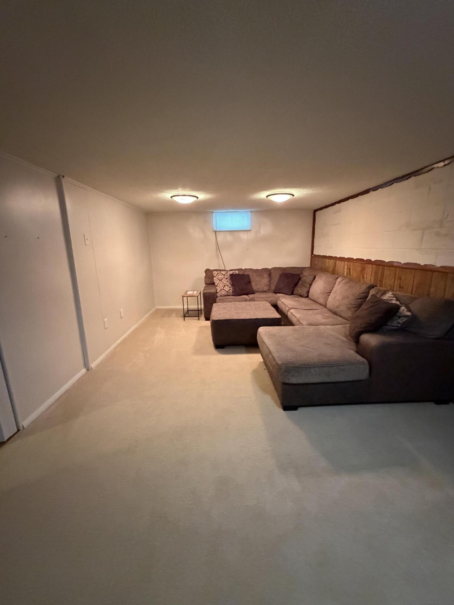 407 W 13th Ave