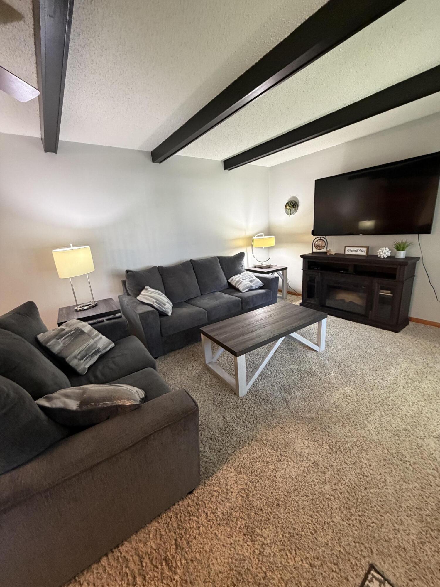 407 W 13th Ave