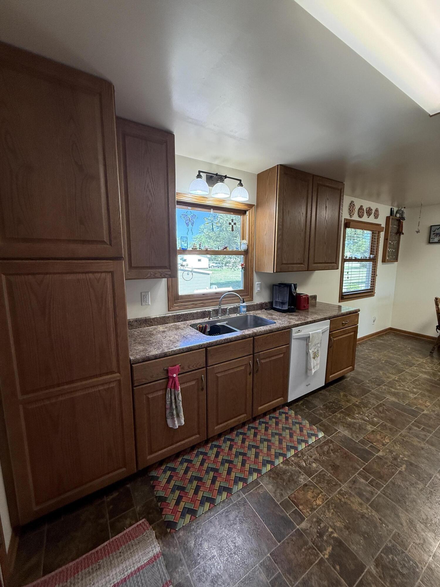 306 2nd St