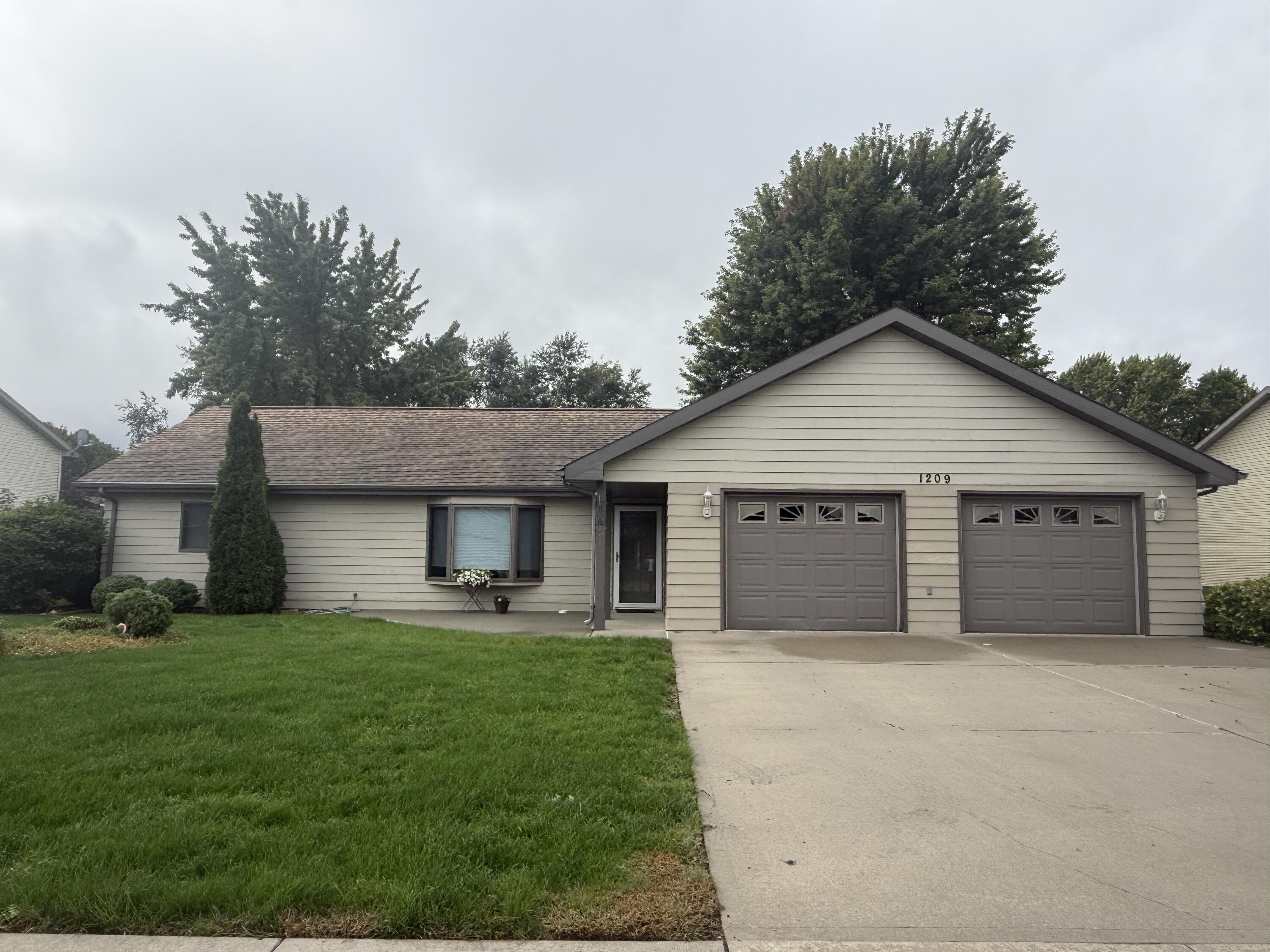 1209 Williams Ave