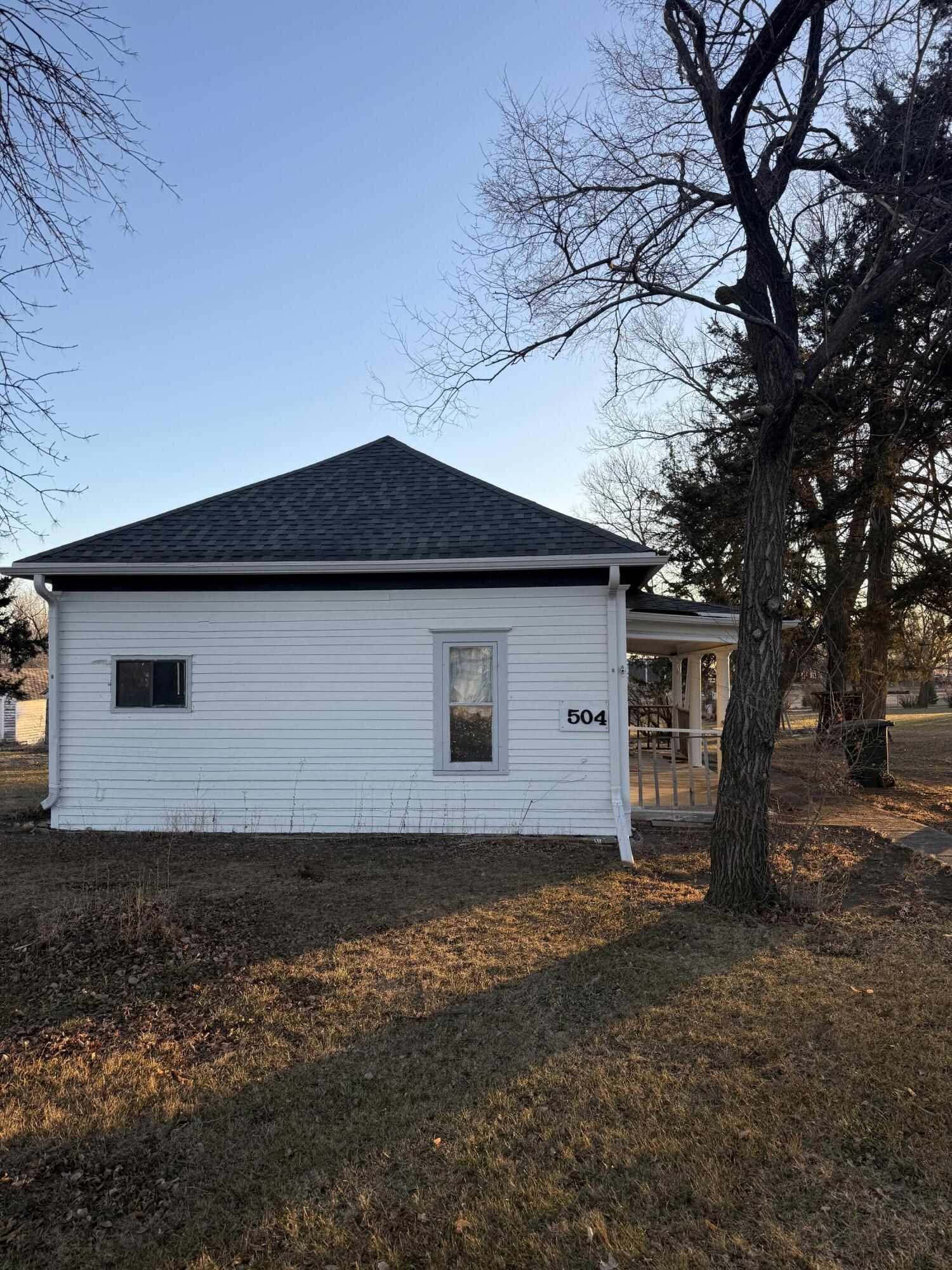 504 S Main St