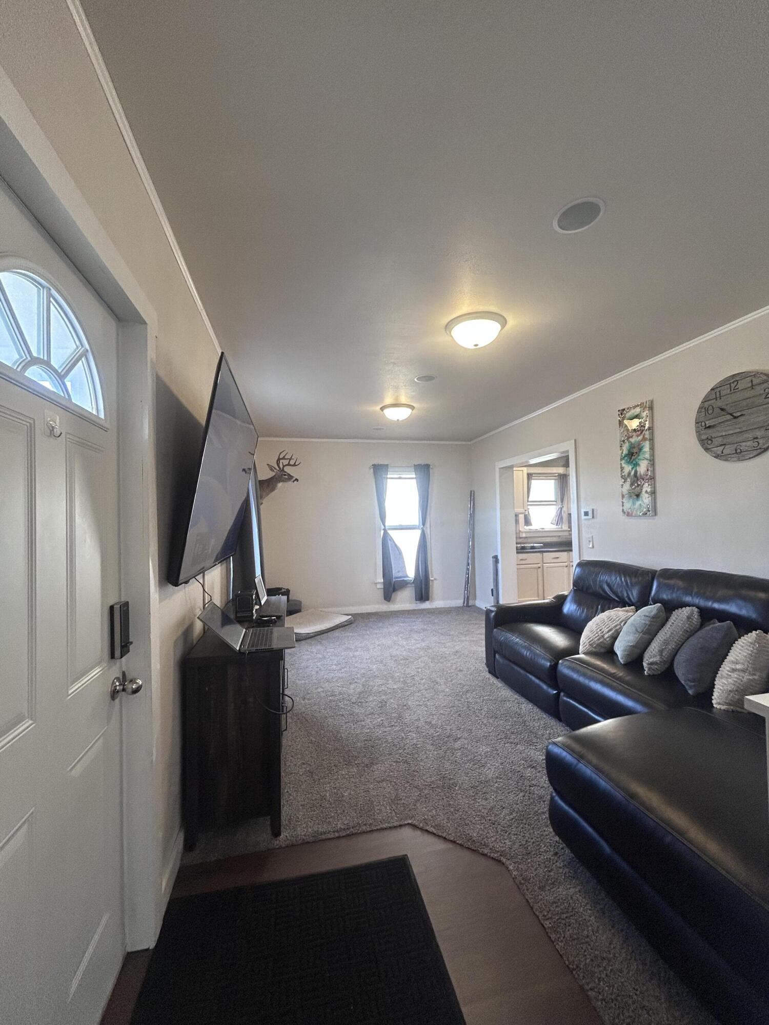 209 E 7th Ave