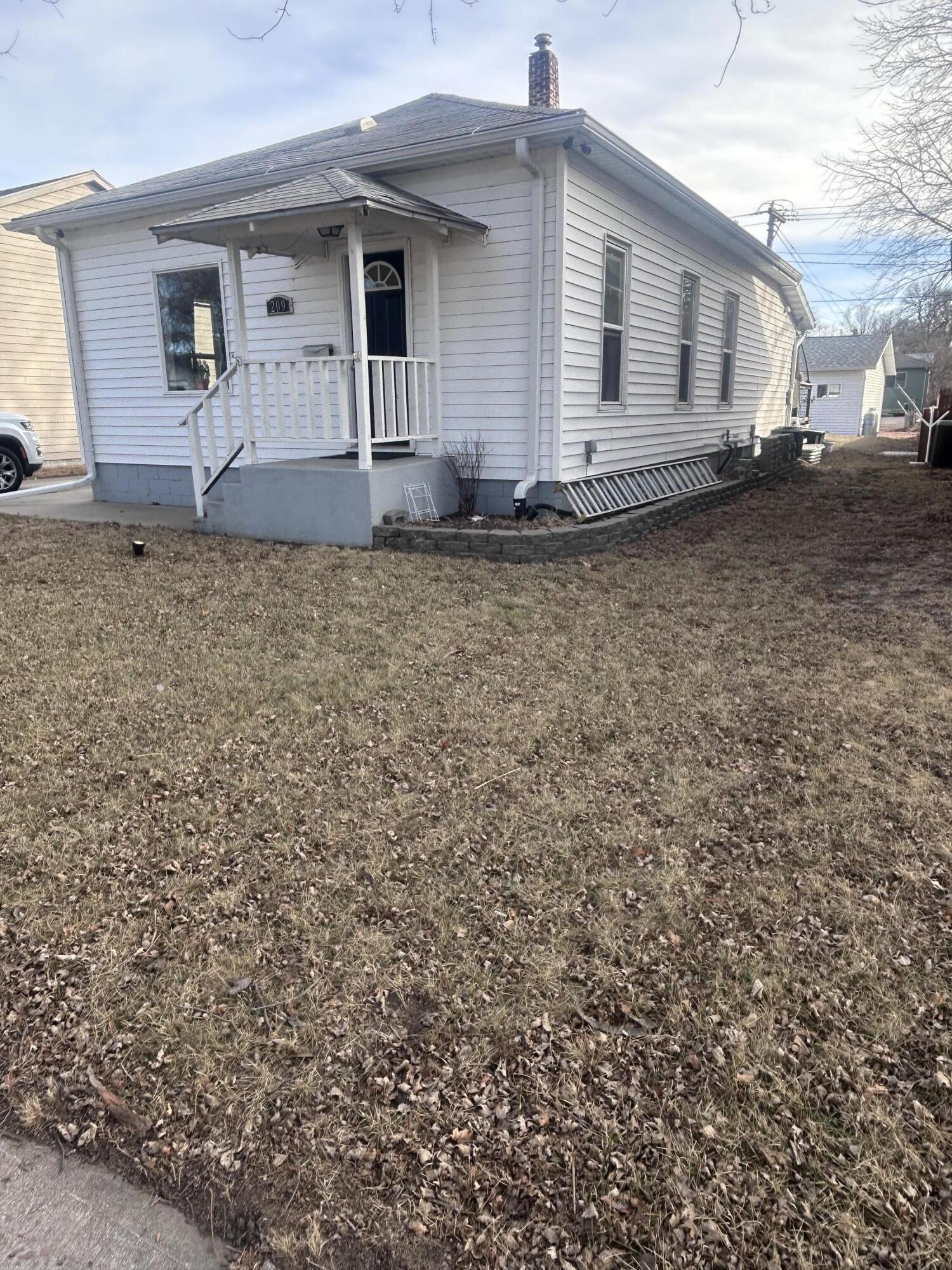 209 E 7th Ave