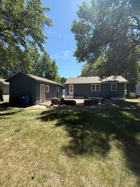 1506 E 3rd Ave