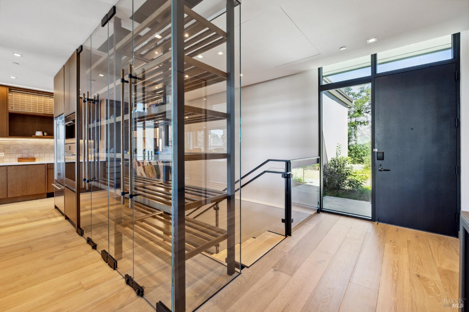 160 Woodlands Drive SE