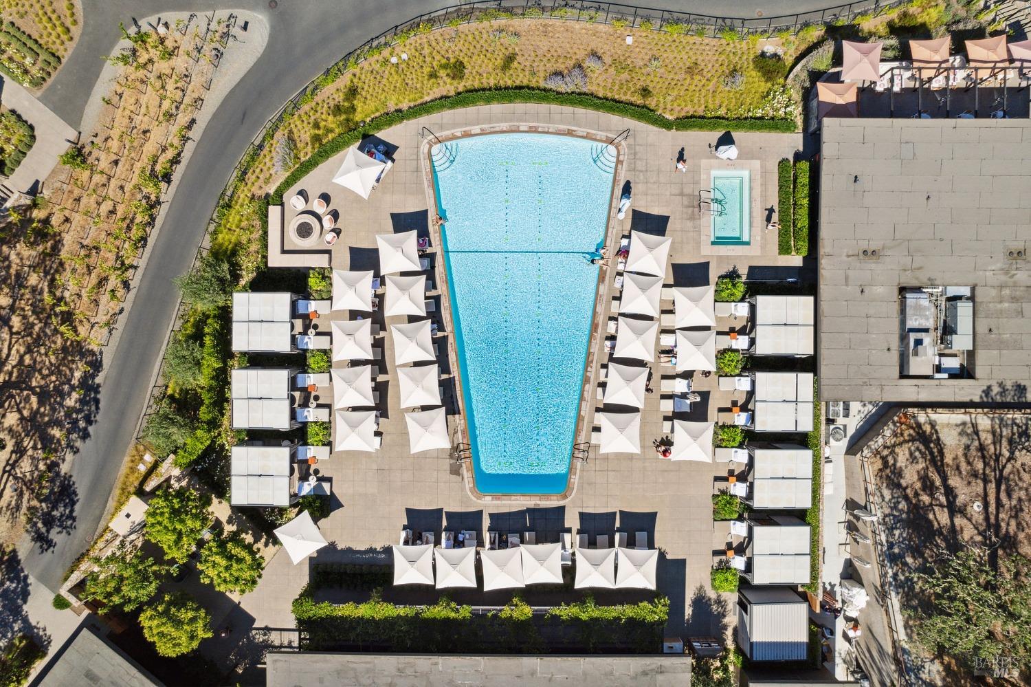 160 Woodlands Drive SE