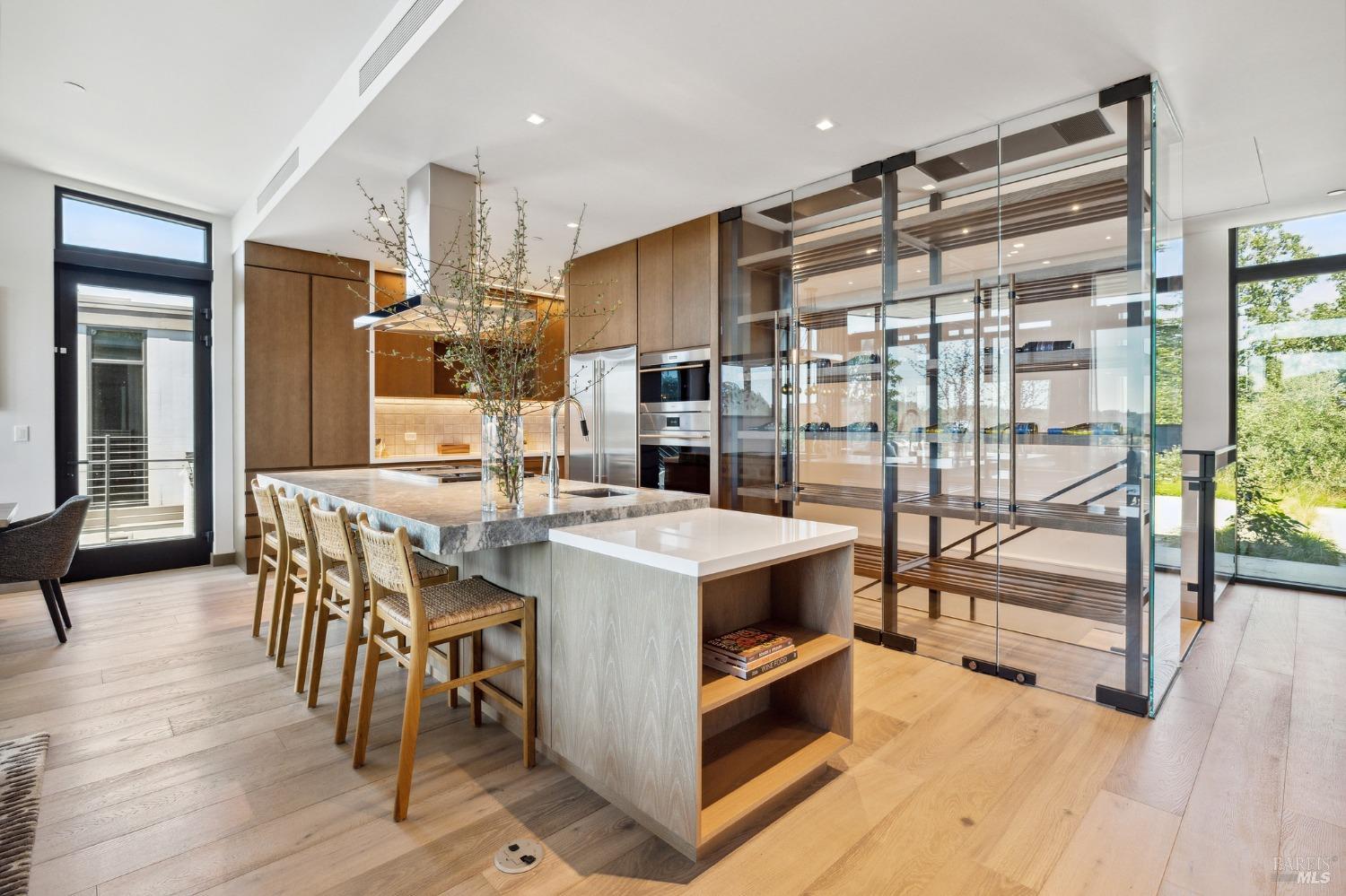 160 Woodlands Drive SE