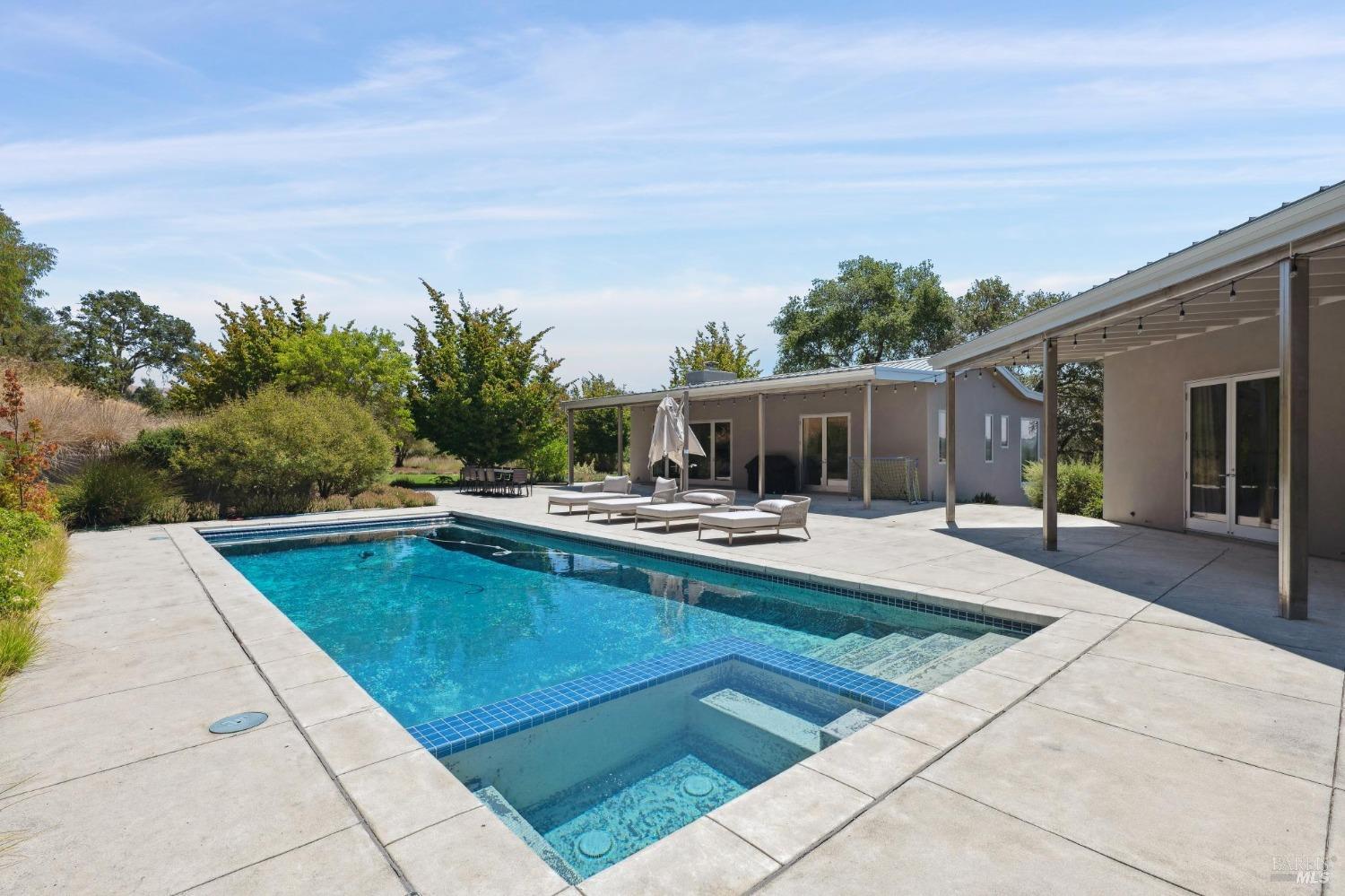 13414 Chalk Hill Road