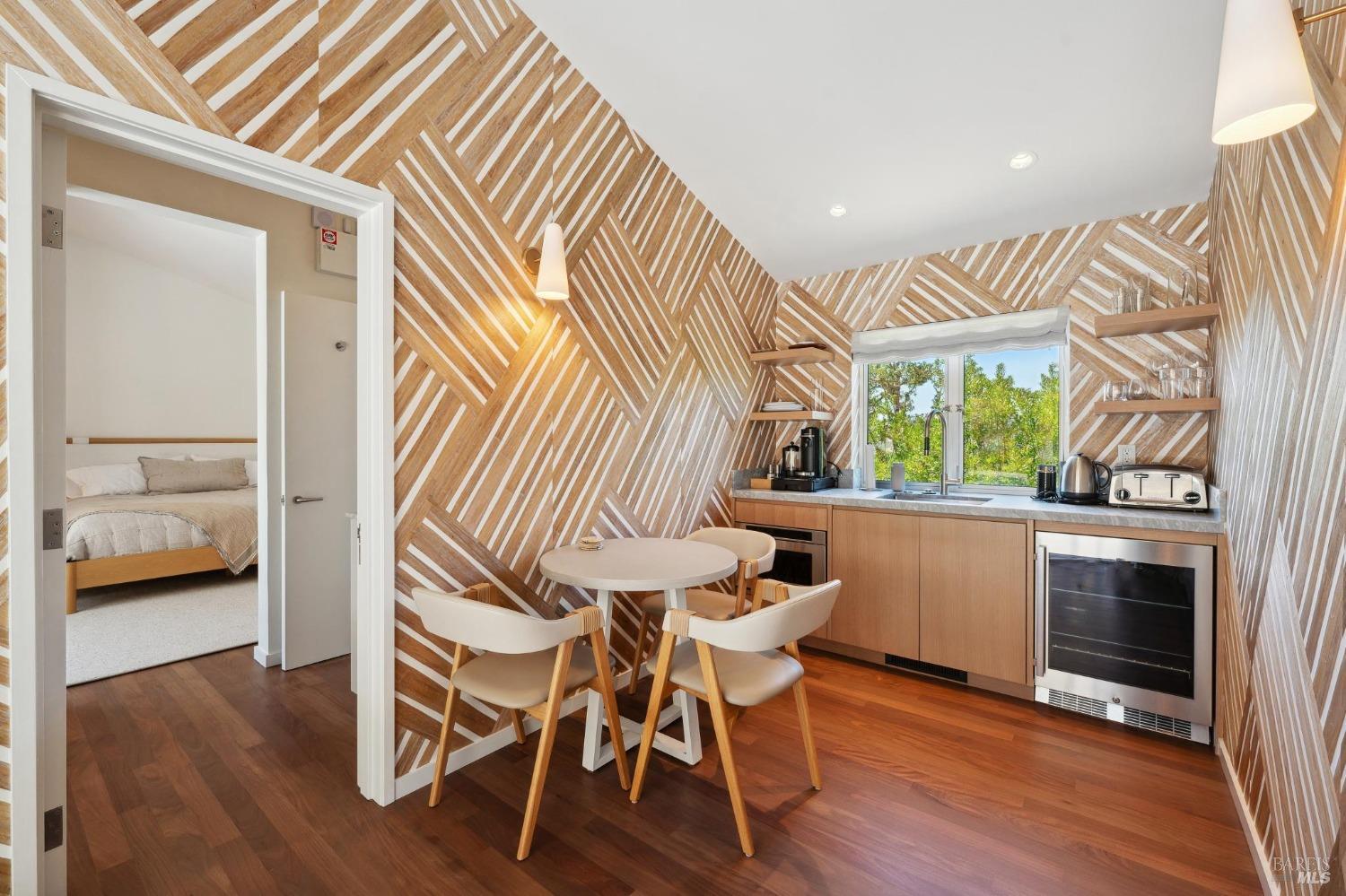13414 Chalk Hill Road