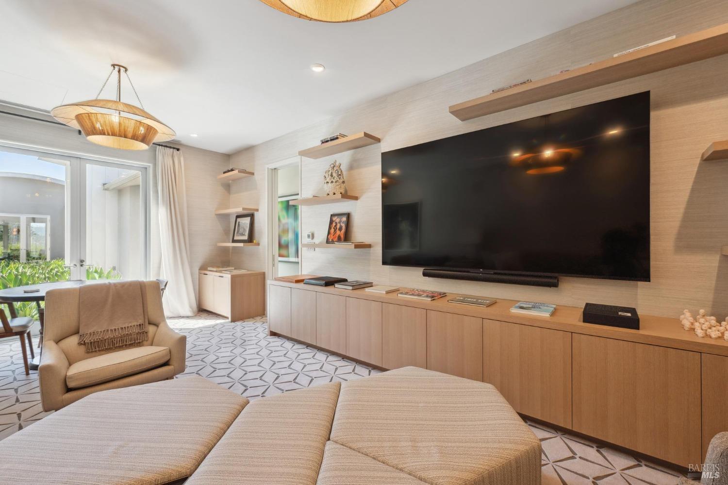 13414 Chalk Hill Road
