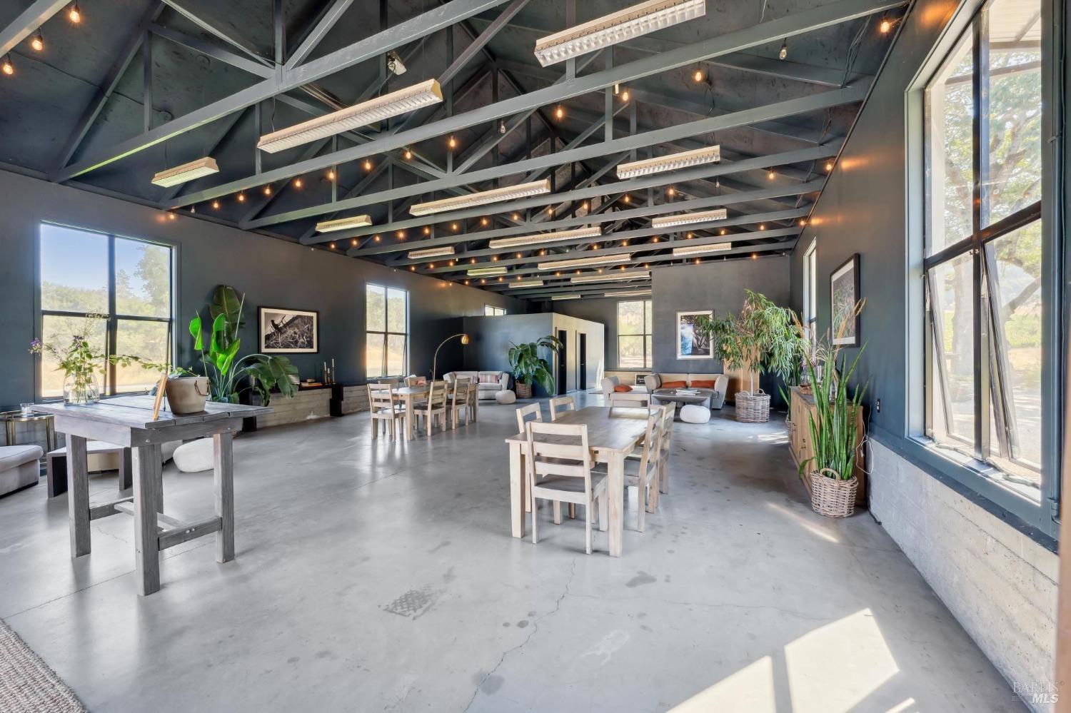 13414 Chalk Hill Road