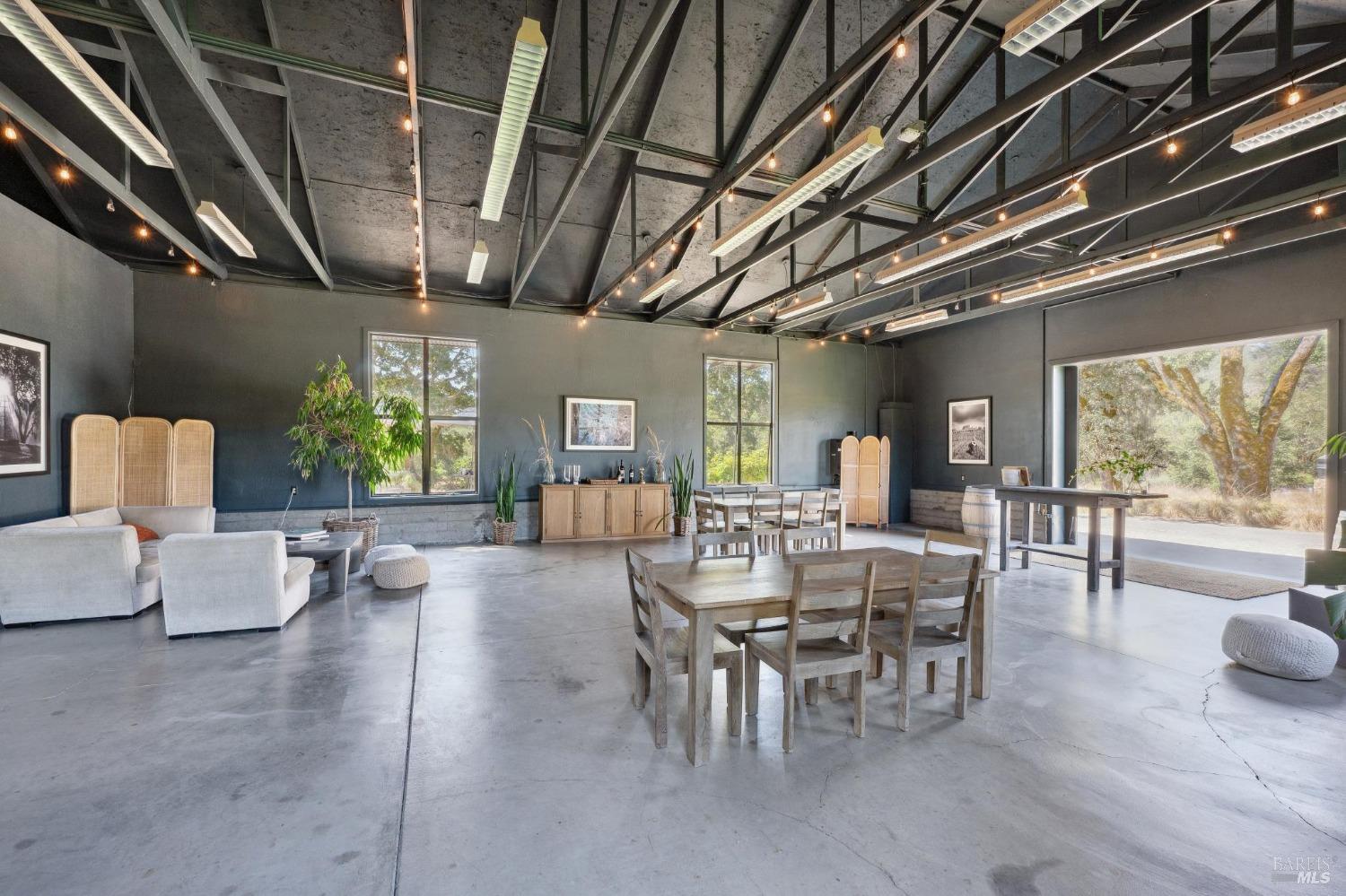 13414 Chalk Hill Road