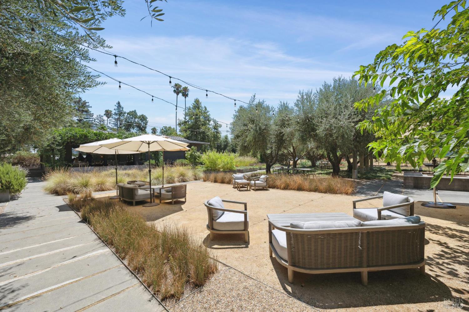 3487 Alexander Valley Road