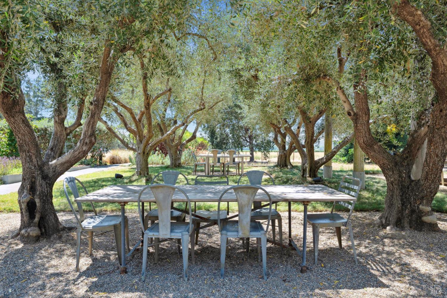 3487 Alexander Valley Road