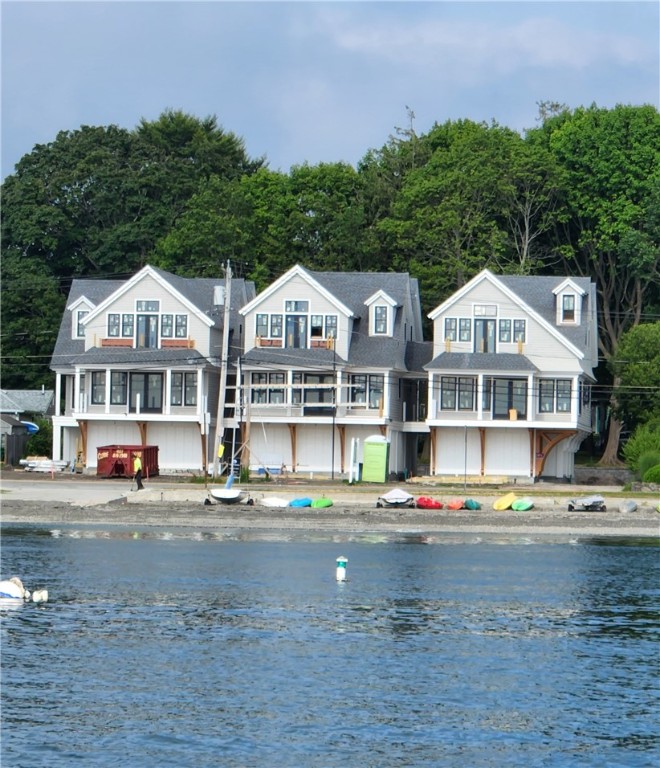 63 Conanicus Avenue Unit: A