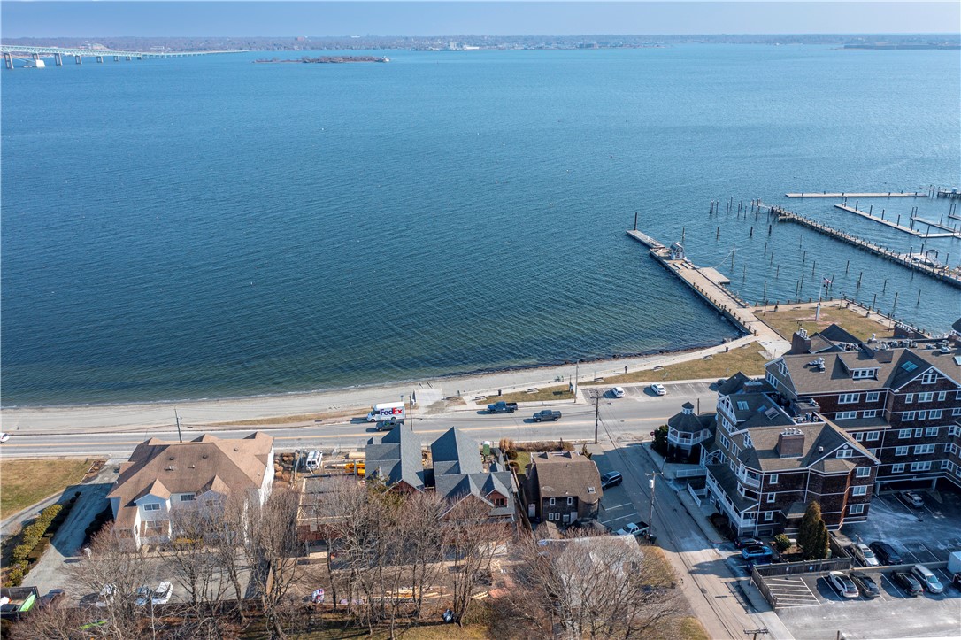 63 Conanicus Avenue Unit: A