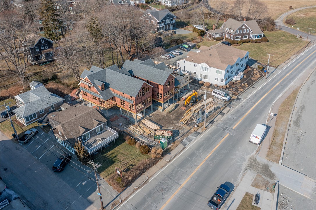 63 Conanicus Avenue Unit: A