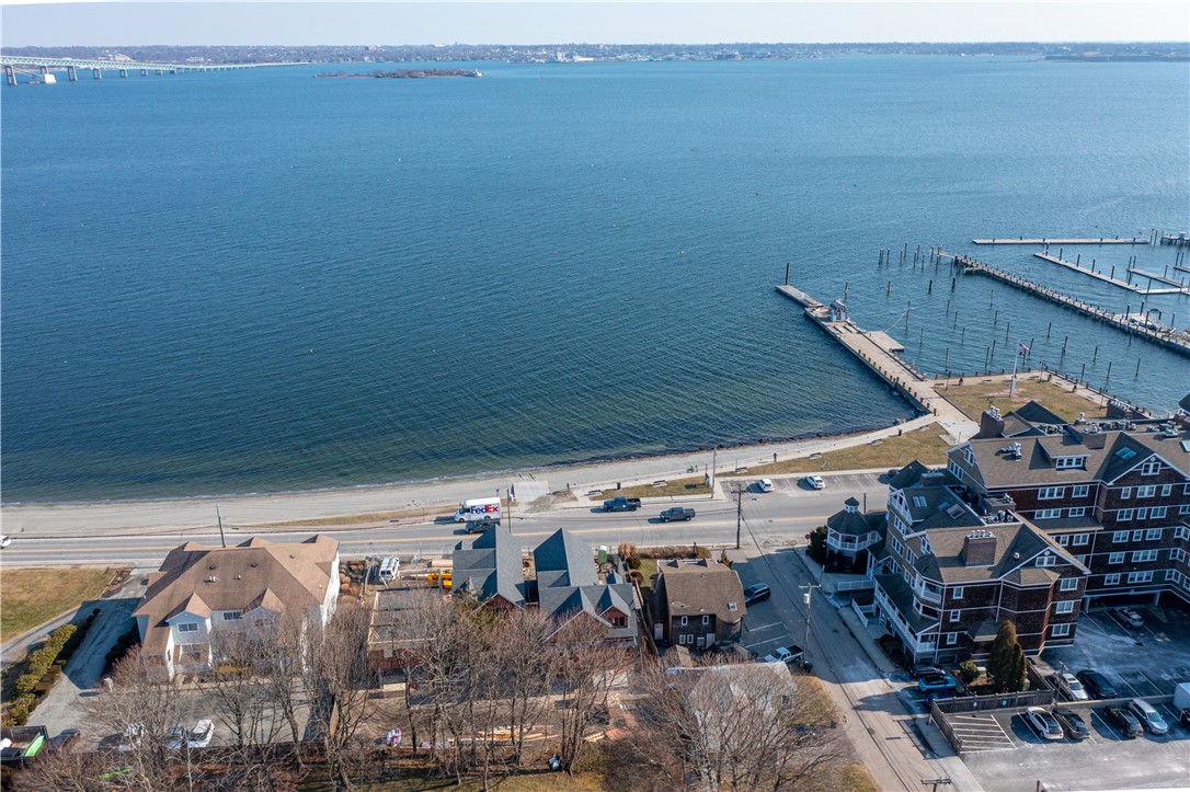 63 Conanicus Avenue Unit: B