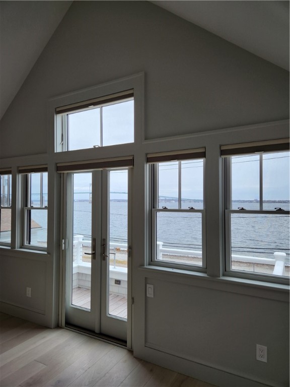 63 Conanicus Avenue Unit: C