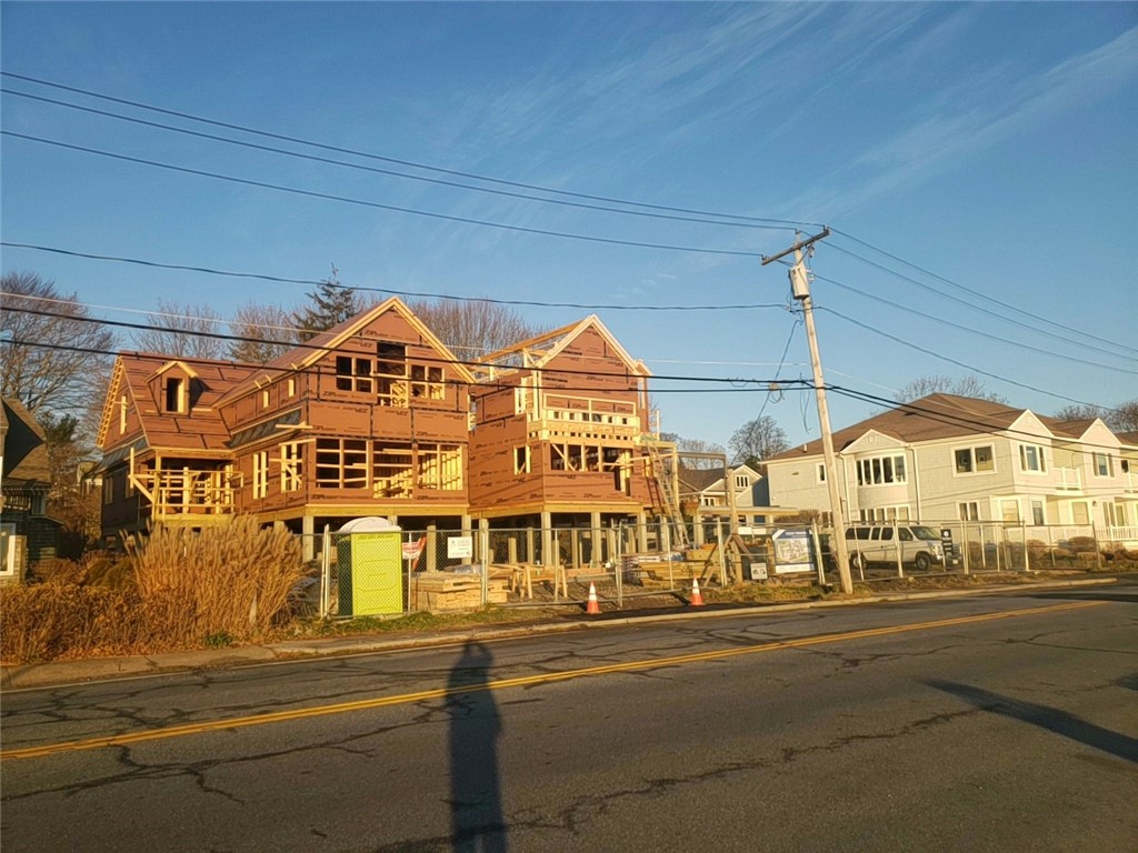 63 Conanicus Avenue Unit: C