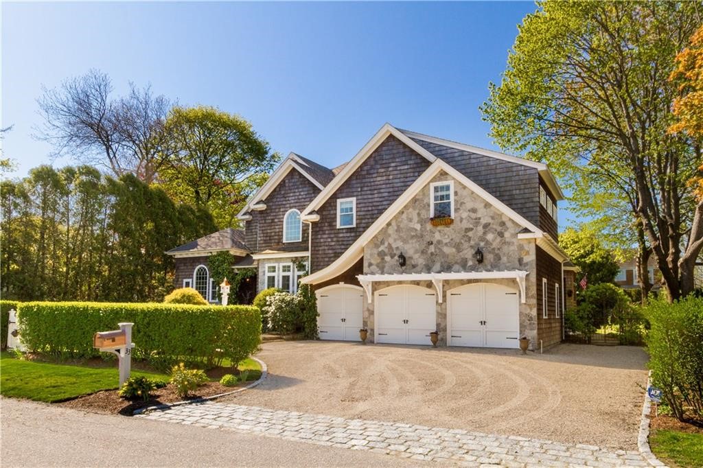 33 Whittier Road