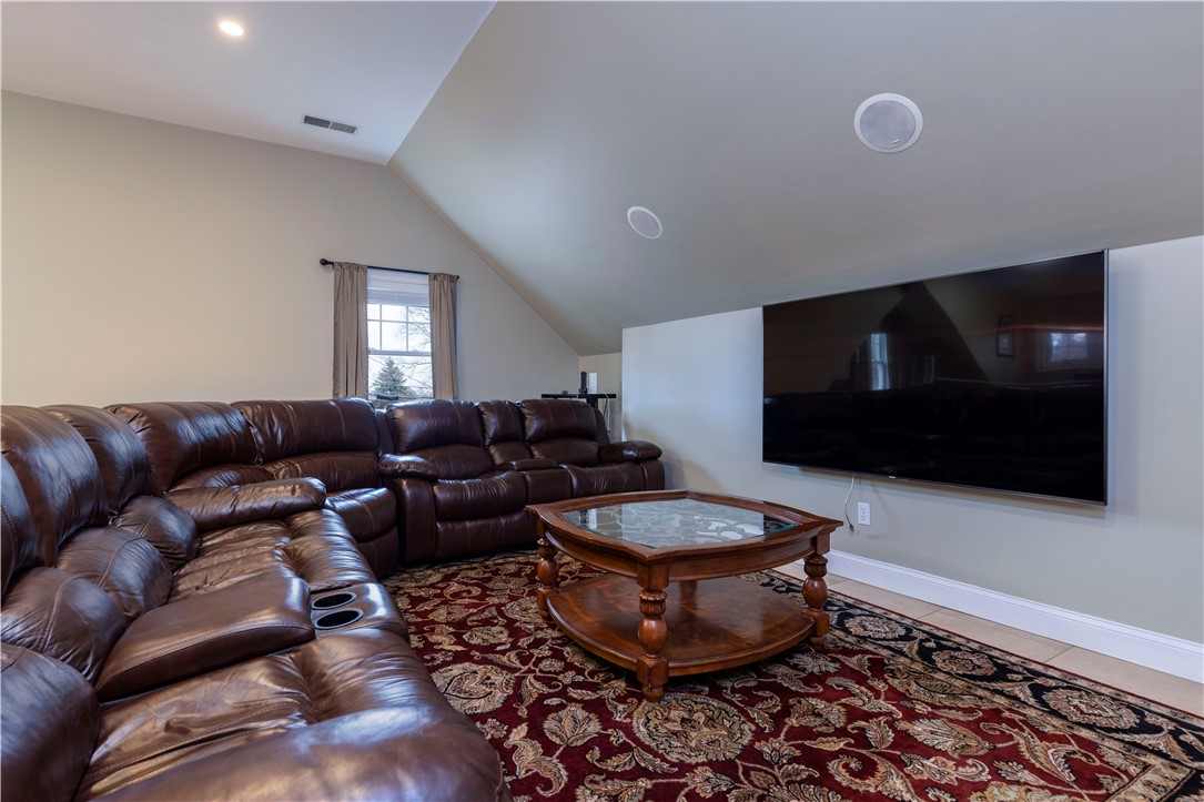 33 Whittier Road