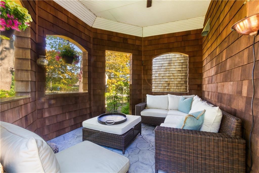 33 Whittier Road