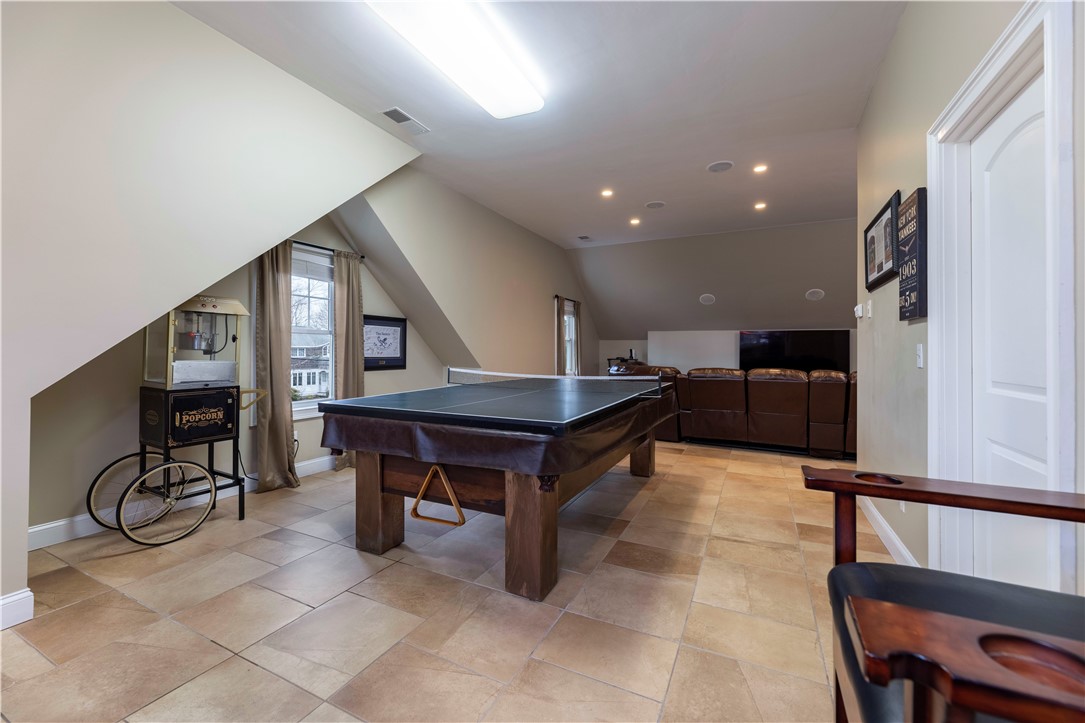 33 Whittier Road