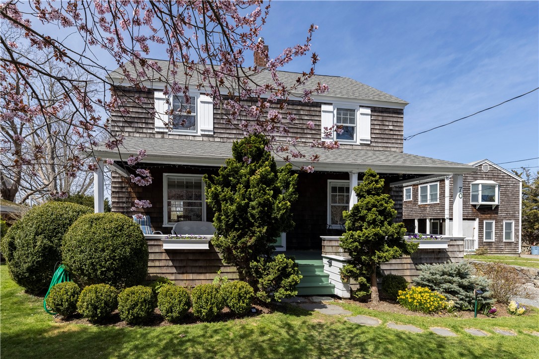 70 Howland Avenue