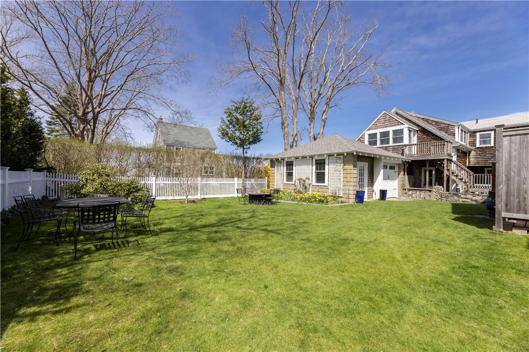70 Howland Avenue