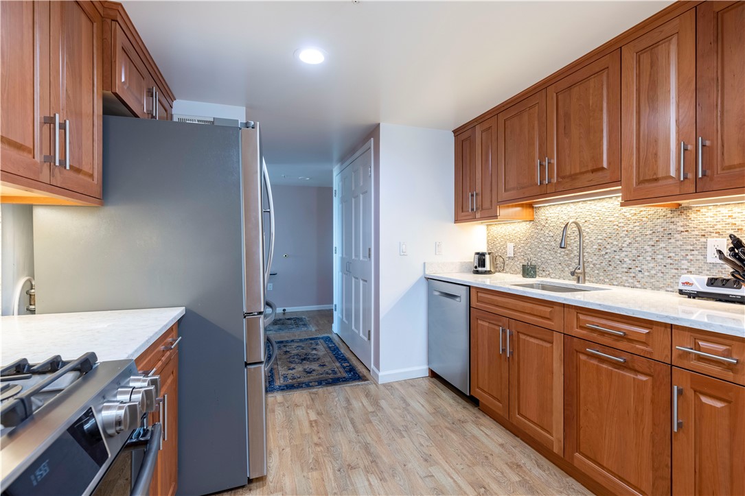 53 Conanicus Avenue Unit: 2A