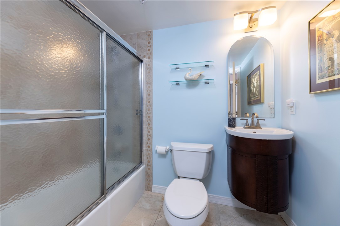 53 Conanicus Avenue Unit: 2A