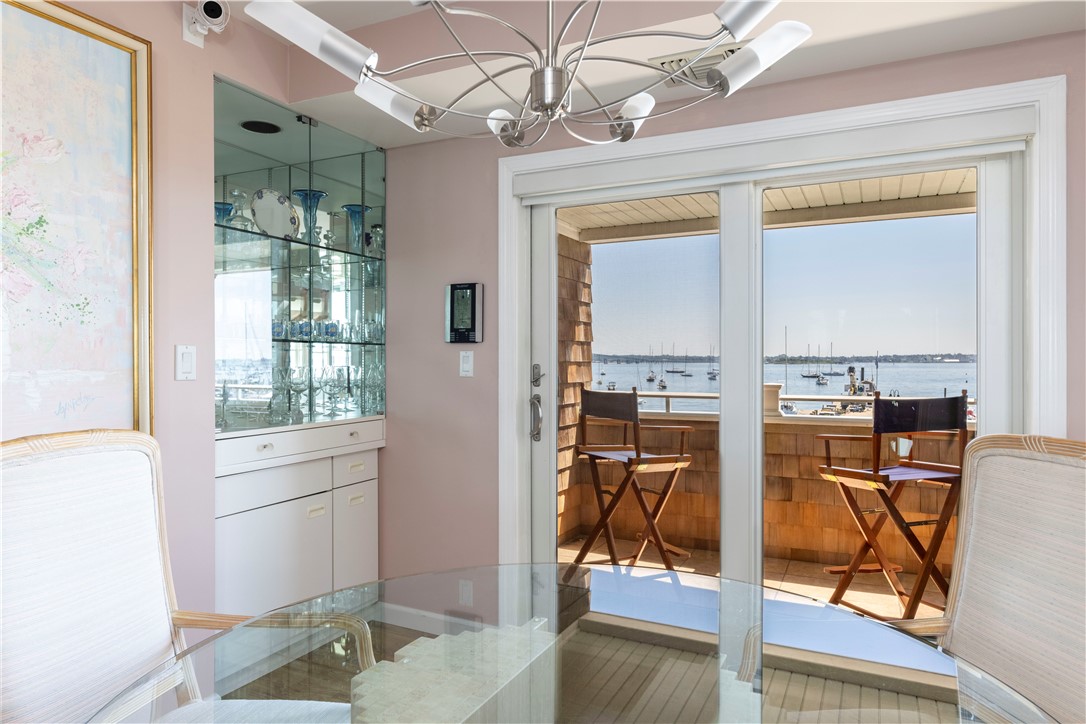 53 Conanicus Avenue Unit: 2A