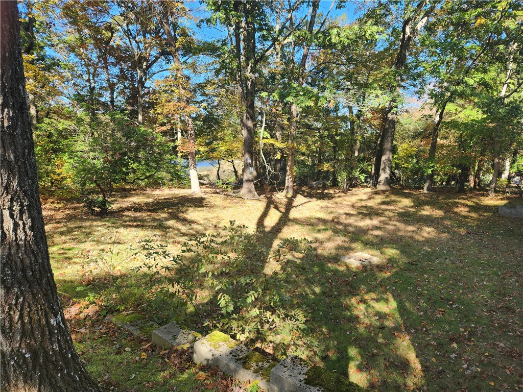 212 Oakwoods Drive