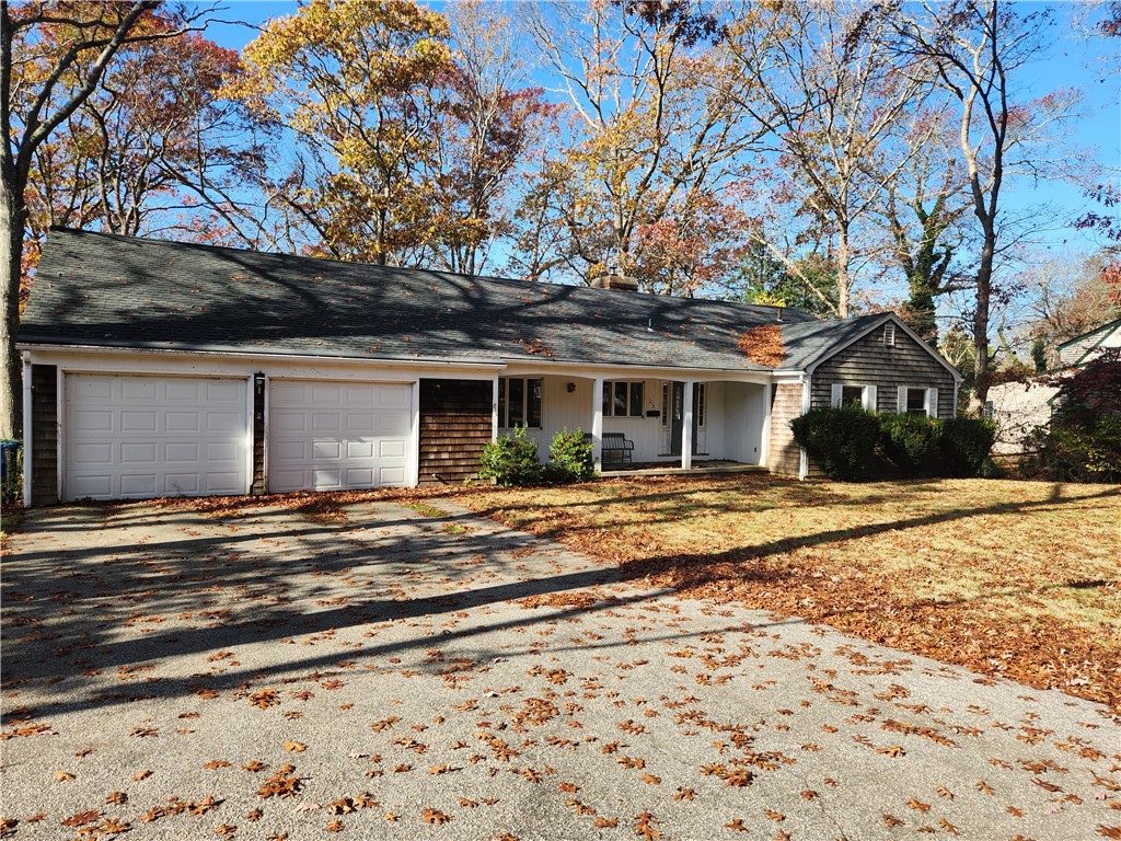 212 Oakwoods Drive