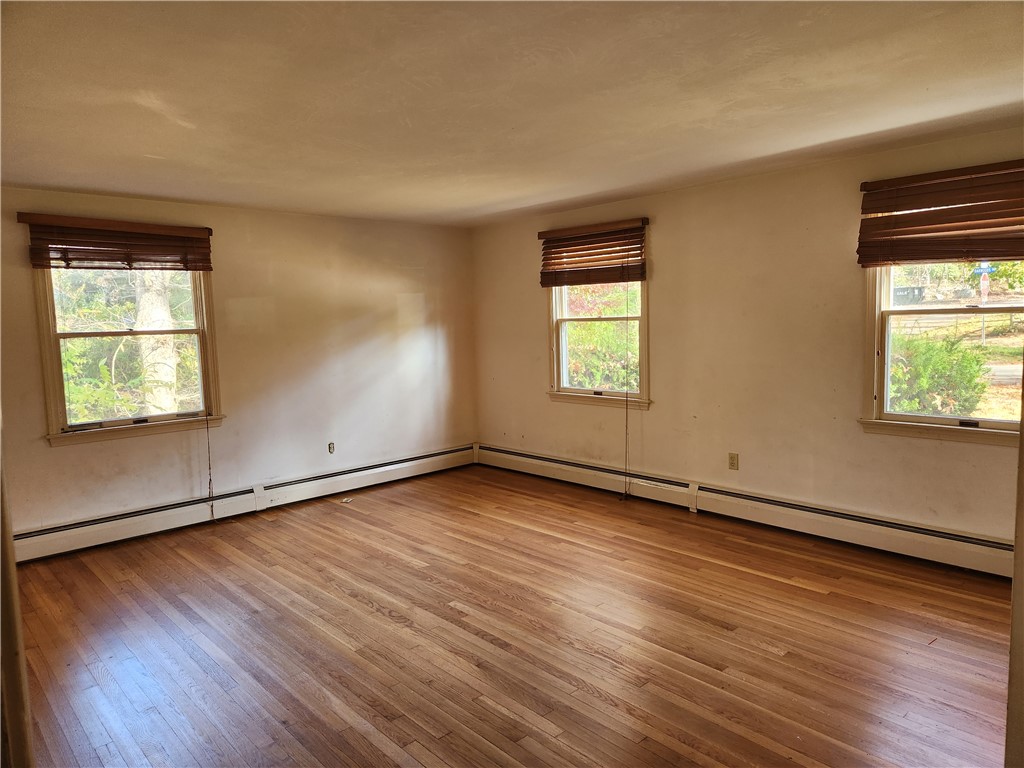 212 Oakwoods Drive
