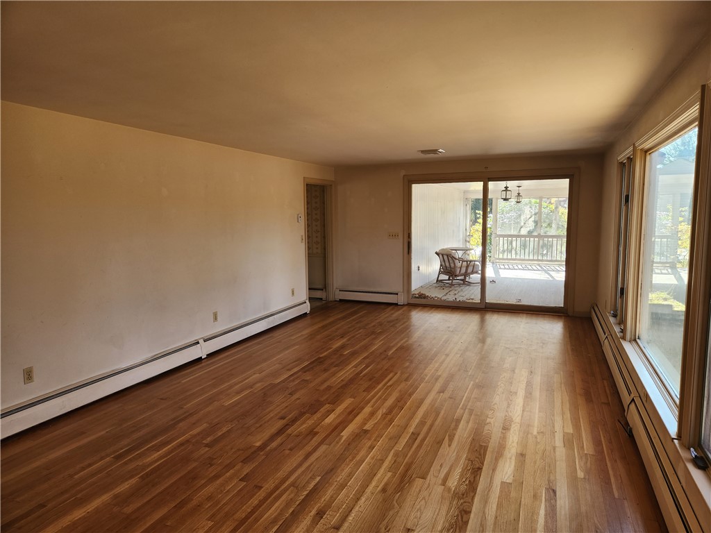 212 Oakwoods Drive