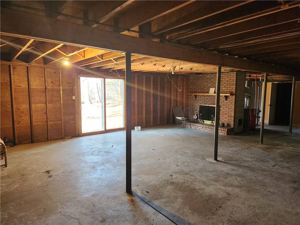 212 Oakwoods Drive