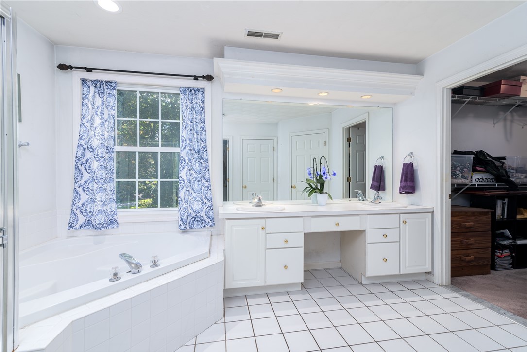 47 Fieldstone Lane