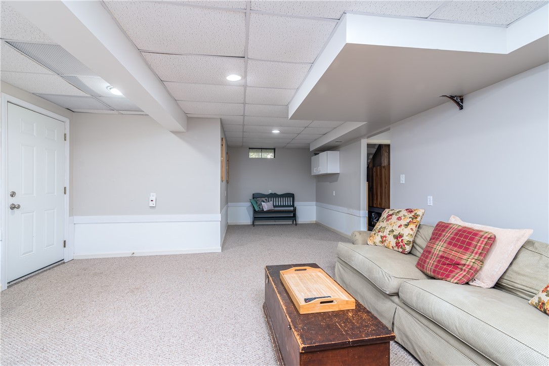 47 Fieldstone Lane