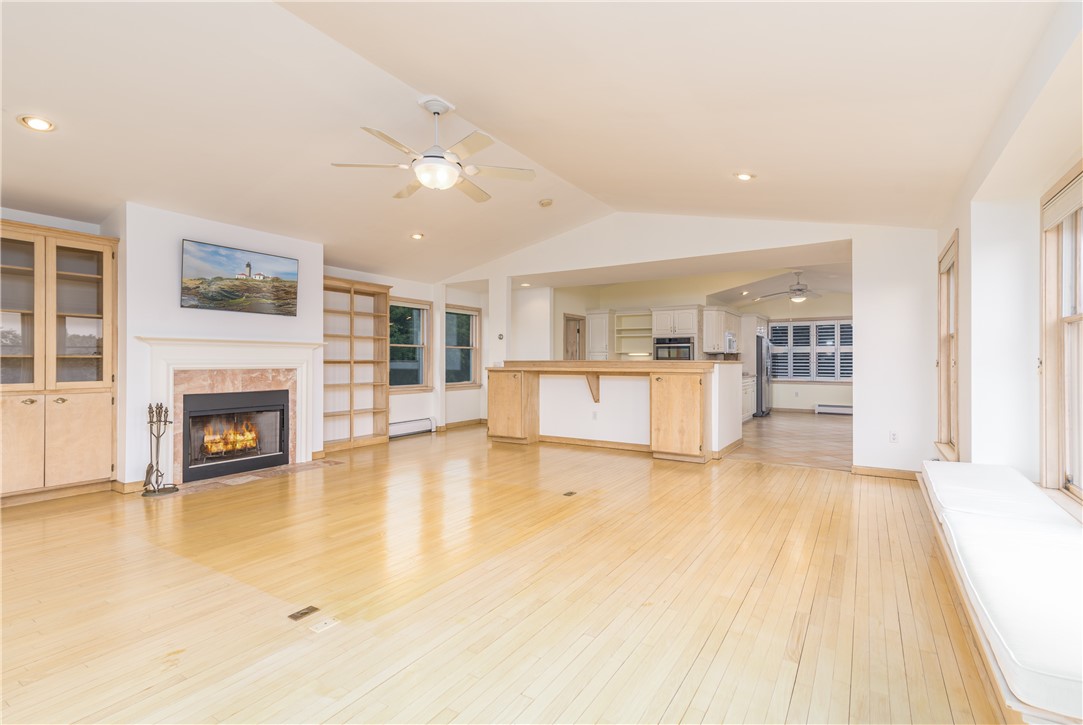 32 Bayberry Road
