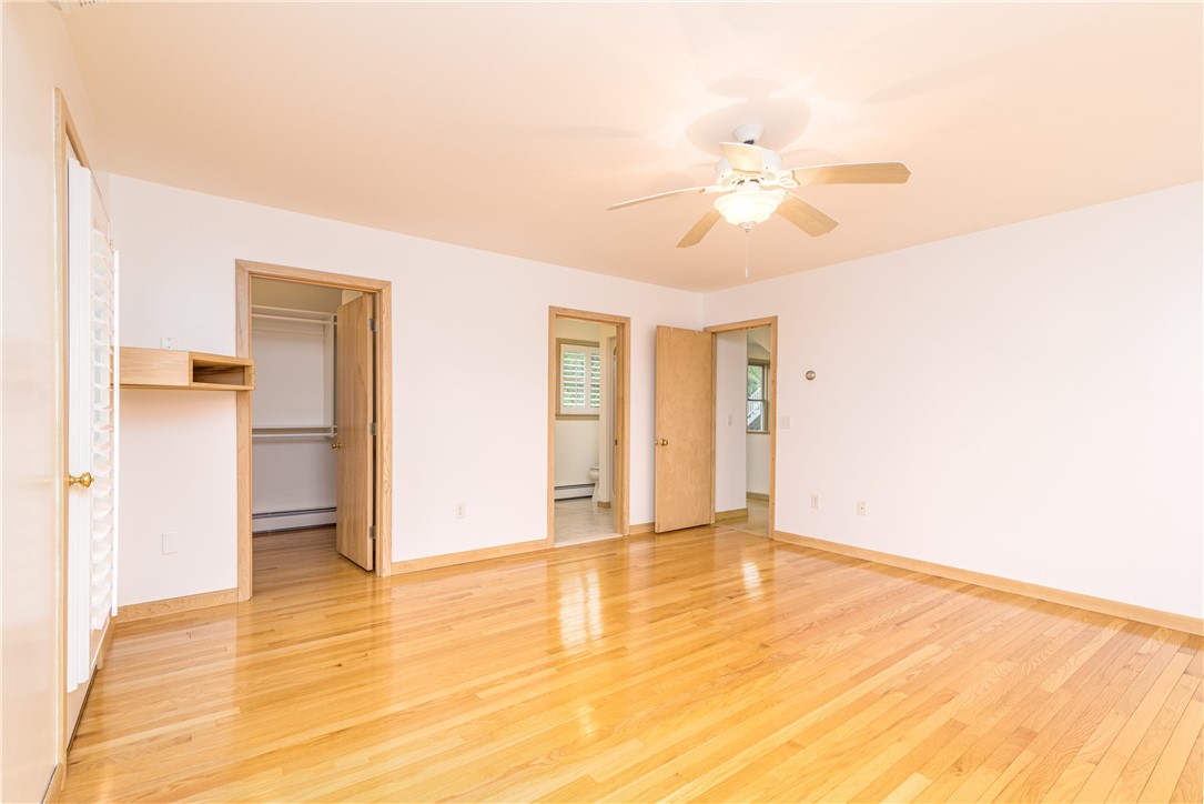 32 Bayberry Road