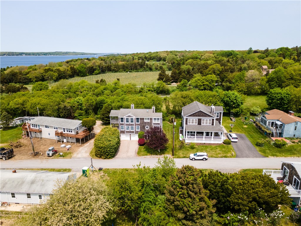 32 Bayberry Road