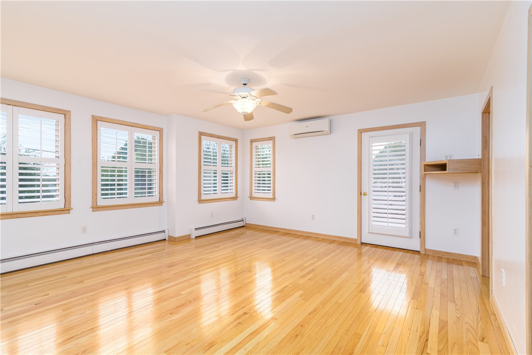 32 Bayberry Road