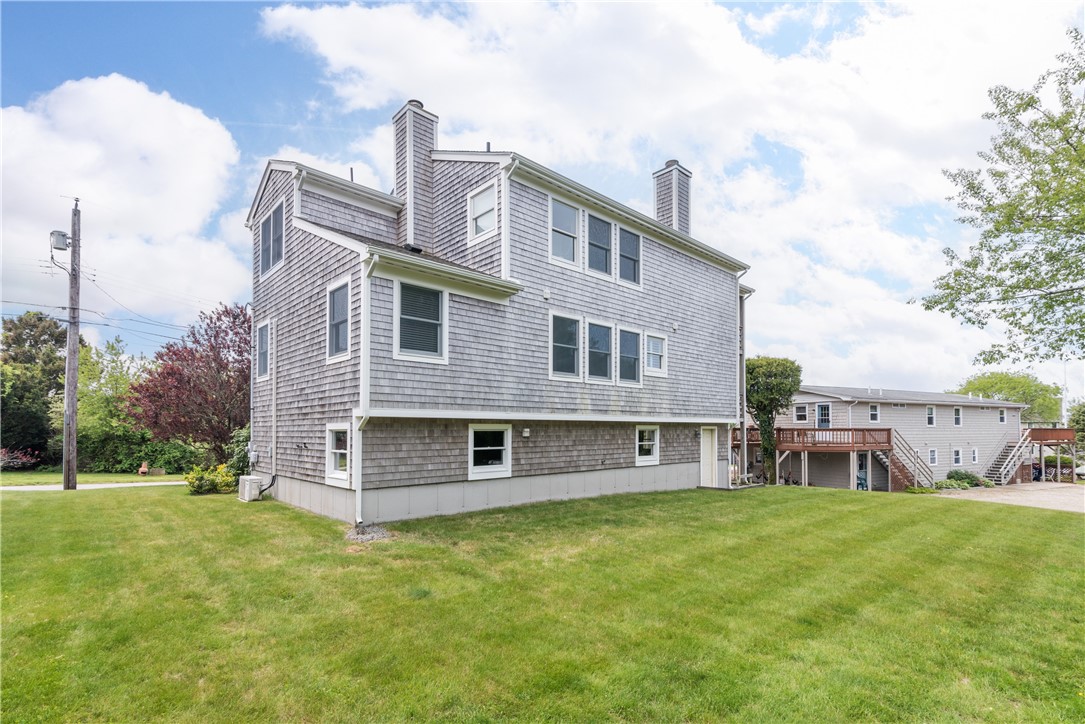 32 Bayberry Road